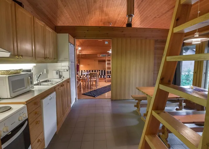 Neljae Vuodenaikaa B6 By Interhome *