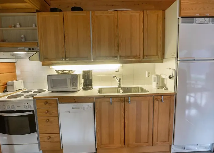 Neljae Vuodenaikaa B6 By Interhome *